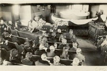 Packard-chapel1.jpg